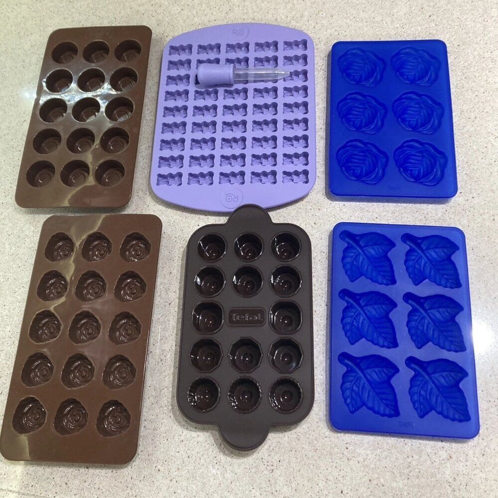 LOT OF CHOCOLATE GUMMIES MOLD SILICONE
